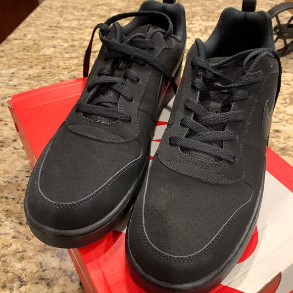 mens nike court borough